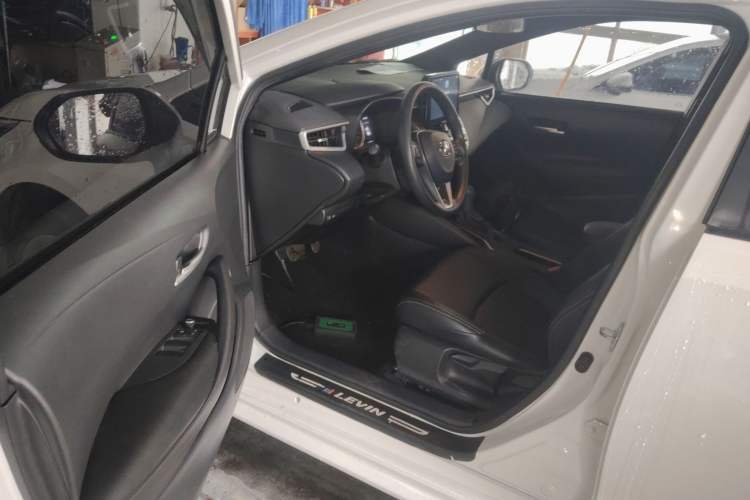 Used Toyota Levin 2022 185T CVT Luxury Edition Interior 3