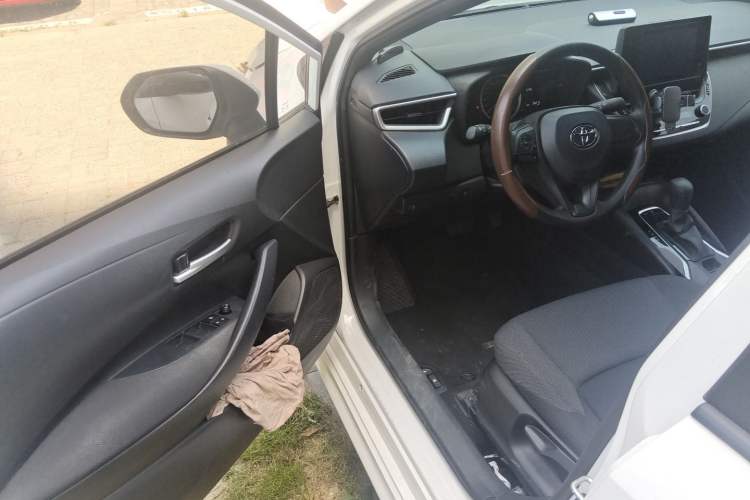 Used Toyota Levin 2022 TNGA 1.5L CVT Elite Edition Interior 3