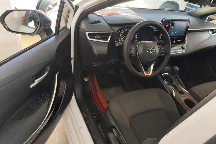 Used Toyota Levin 2022 Dual-Engine 1.8H E-CVT Luxury Edition Interior 3