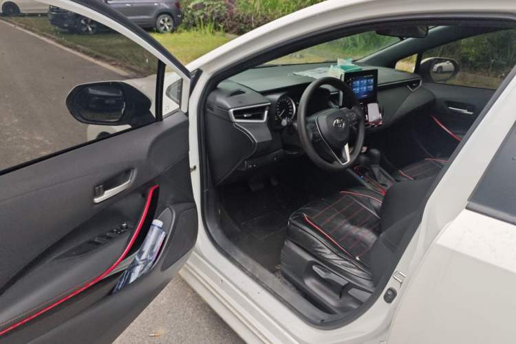 Used Toyota Levin 2022 Dual-Motor 1.8H E-CVT Sport Edition Interior 3