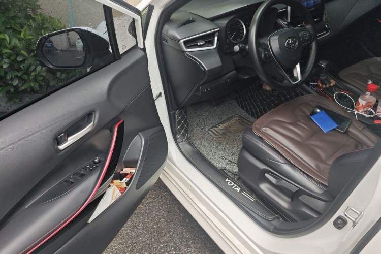 Used Toyota Levin 2022 Dual-Motor 1.8H E-CVT Sport Edition Interior 3
