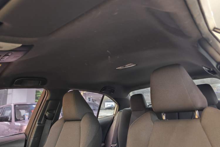 Used Toyota Levin 2022 Facelift TNGA 1.5L CVT Progressive Edition Interior 4