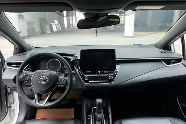 Used Toyota Levin 2022 Dual-Engine 1.8H E-CVT Luxury Edition Interior 4