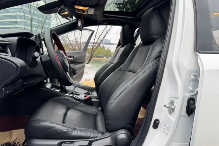 Used Toyota Levin 2022 185T CVT Luxury Edition Interior 4