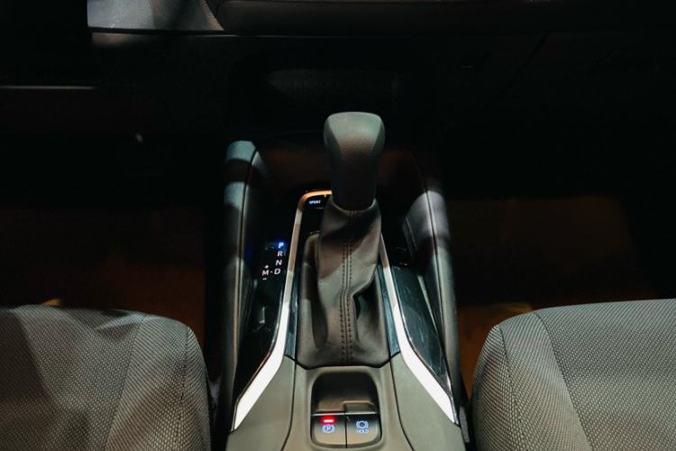 Used Toyota Levin 2022 185T CVT Luxury Edition Interior 4
