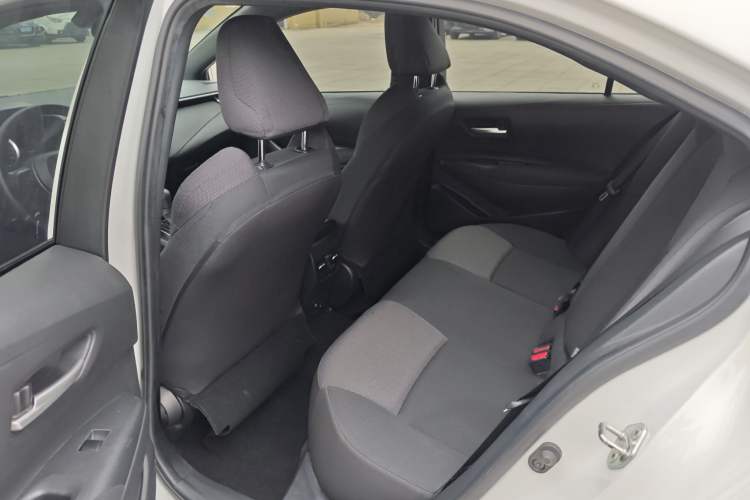 Used Toyota Levin 2022 185T CVT Luxury Edition Interior 6