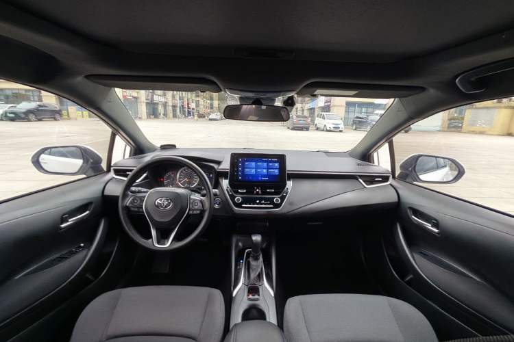 Used Toyota Levin 2022 185T CVT Luxury Edition Interior 7