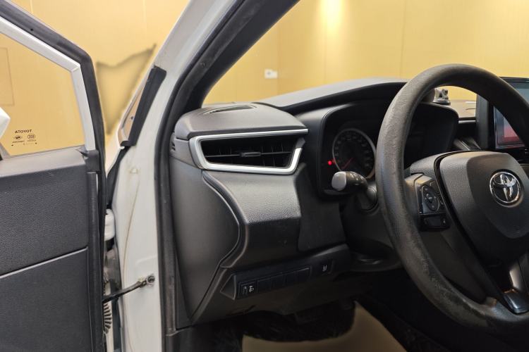 Used Toyota Levin 2022 Facelift TNGA 1.5L CVT Progressive Edition Interior 8