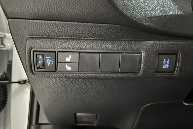 Used Toyota Levin 2022 TNGA 1.5L CVT Leading Edition Interior 8
