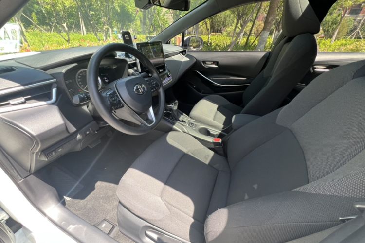 Used Toyota Levin 2022 Dual-Engine 1.8H E-CVT Luxury Edition Interior 9