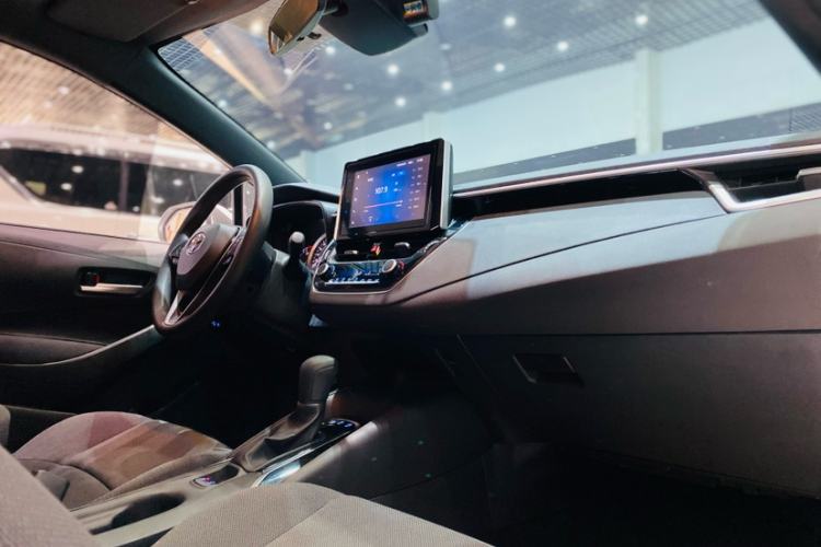 Used Toyota Levin 2022 185T CVT Luxury Edition Interior 9