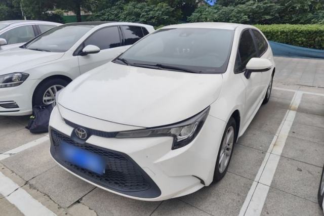 Ojetý Toyota Levin 2022 TNGA 1.5L CVT Leading Edition