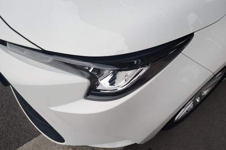 Used Toyota Levin 2022 Facelift TNGA 1.5L CVT Progressive Edition Left Front Headlight
