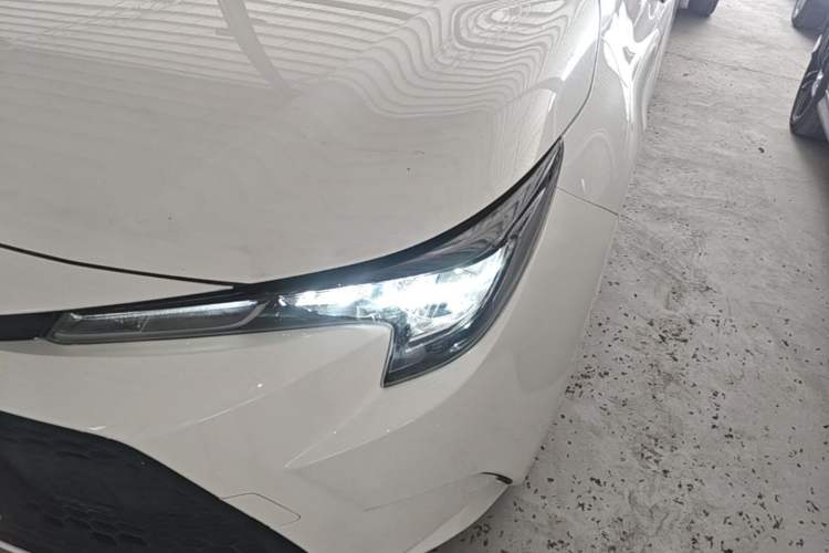 Used Toyota Levin 2022 Facelift TNGA 1.5L CVT Progressive Edition Left Front Headlight