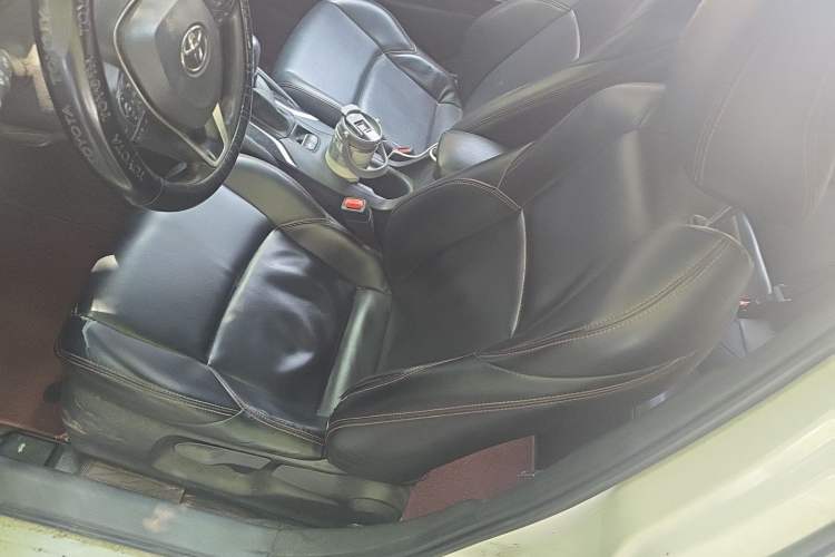 Used Toyota Levin 2022 Dual-Engine 1.8H E-CVT Luxury Edition Left Front Seat