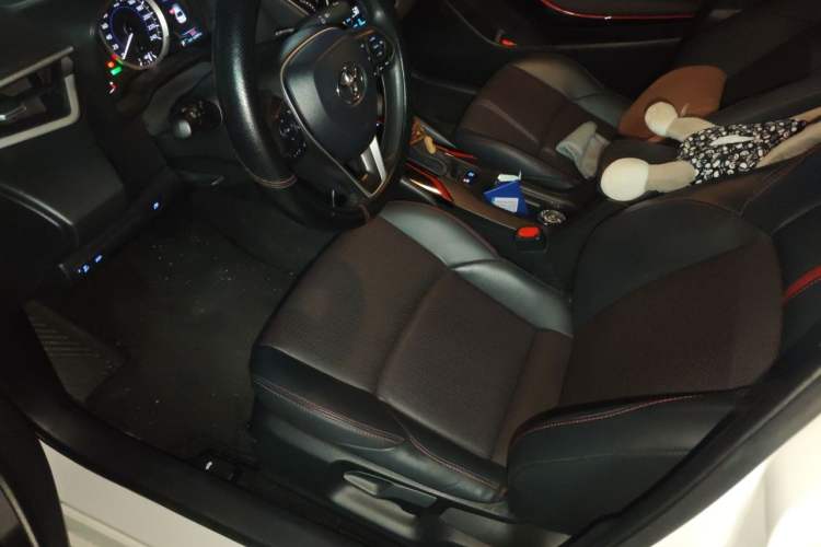 Used Toyota Levin 2022 Dual-Motor 1.8H E-CVT Sport Edition Left Front Seat