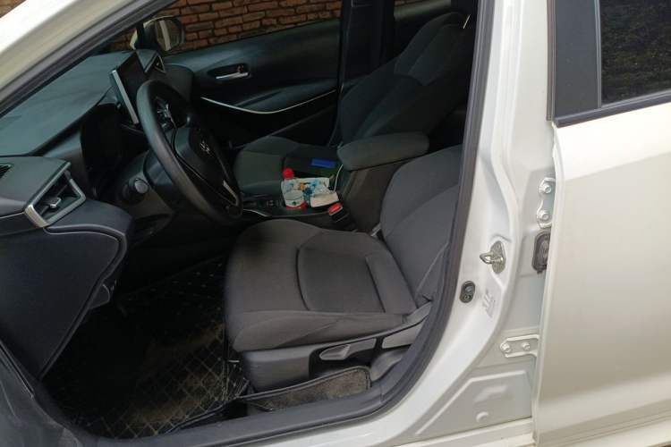 Used Toyota Levin 2022 Dual-Engine 1.8H E-CVT Luxury Edition Left Front Seat