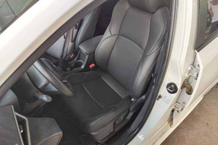 Used Toyota Levin 2022 185T CVT Luxury Edition Left Front Seat