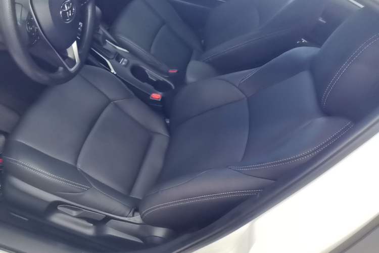 Used Toyota Levin 2022 Dual-Engine 1.8H E-CVT Luxury Edition Left Front Seat
