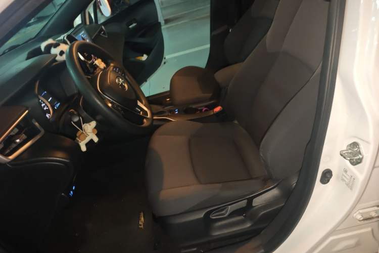 Used Toyota Levin 2022 185T CVT Luxury Edition Left Front Seat