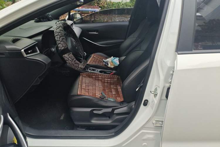 Used Toyota Levin 2022 Dual-Engine 1.8H E-CVT Luxury Edition Left Front Seat