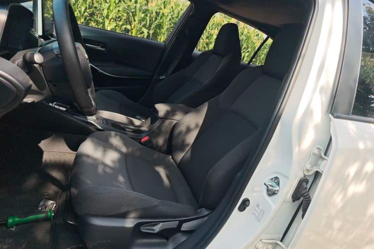 Used Toyota Levin 2022 Dual-Engine 1.8H E-CVT Luxury Edition Left Front Seat