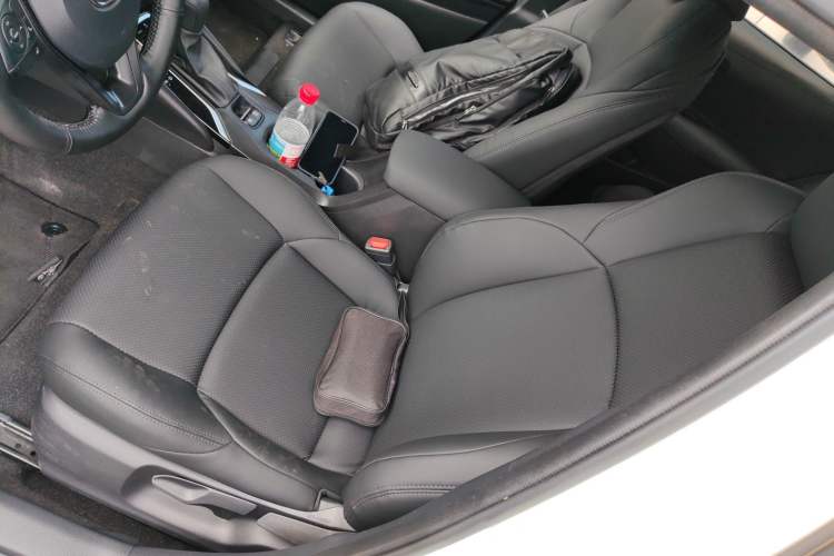 Used Toyota Levin 2022 Facelift TNGA 1.5L CVT Progressive Edition Left Front Seat