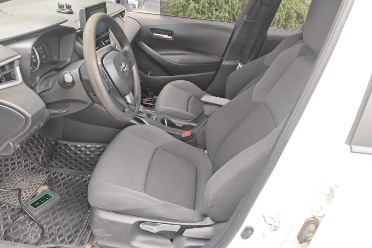 Used Toyota Levin 2022 Facelift TNGA 1.5L CVT Progressive Edition Left Front Seat