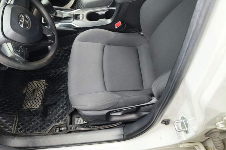 Used Toyota Levin 2022 Facelift TNGA 1.5L CVT Progressive Edition Left Front Seat