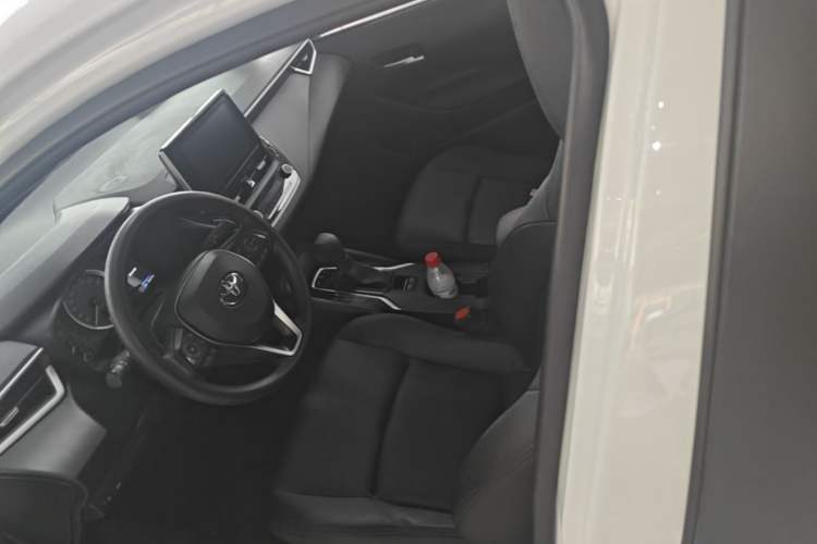 Used Toyota Levin 2022 185T CVT Luxury Edition Left Front Seat