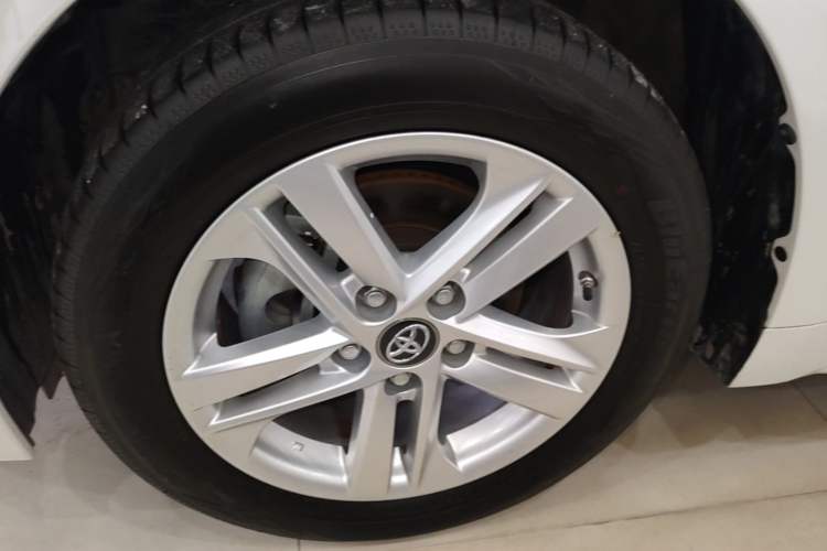 Used Toyota Levin 2022 185T CVT Luxury Edition Left Front Wheel Hub