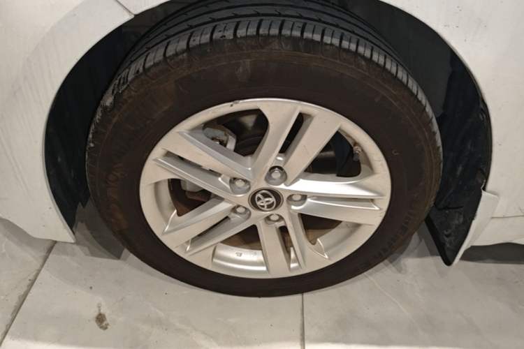 Used Toyota Levin 2022 Dual-Motor 1.8H E-CVT Progressive Edition Left Front Wheel Hub