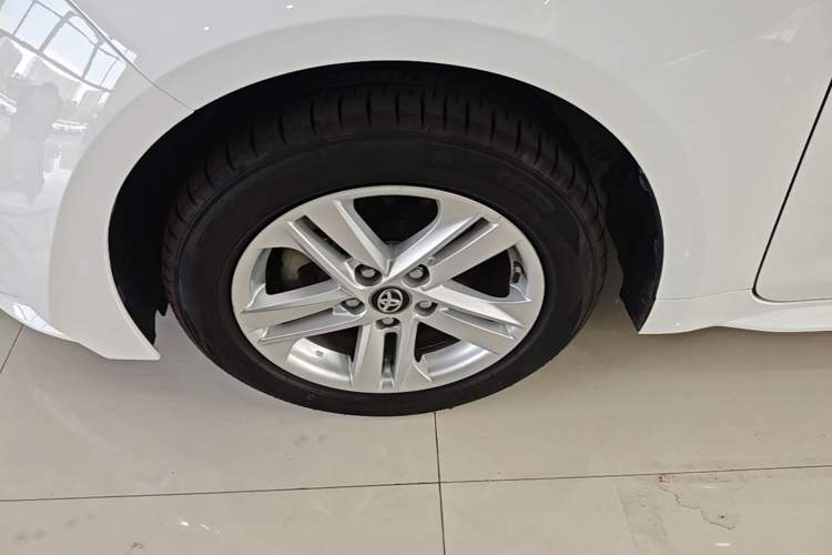 Used Toyota Levin 2022 185T CVT Luxury Edition Left Front Wheel Hub