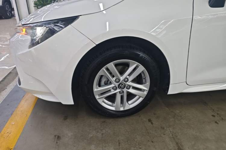 Used Toyota Levin 2022 Dual-Motor 1.8H E-CVT Progressive Edition Left Front Wheel Hub