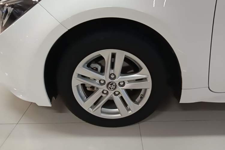 Used Toyota Levin 2022 Facelift TNGA 1.5L CVT Progressive Edition Left Front Wheel Hub