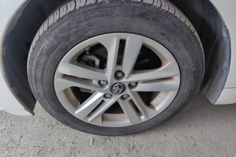Used Toyota Levin 2022 Facelift TNGA 1.5L CVT Progressive Edition Left Front Wheel Hub