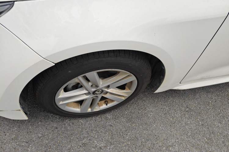 Used Toyota Levin 2022 Facelift TNGA 1.5L CVT Progressive Edition Left Front Wheel Hub