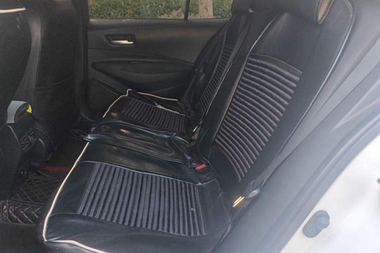 Used Toyota Levin 2022 Dual-Motor 1.8H E-CVT Leading Edition Left Rear Seat