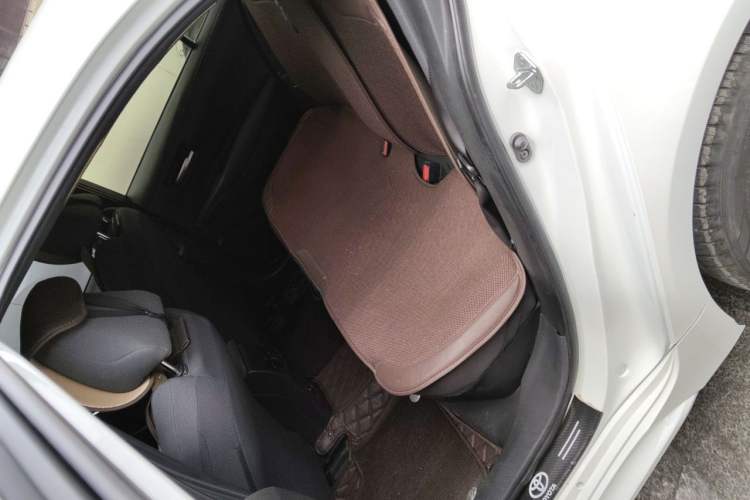 Used Toyota Levin 2022 Dual-Engine 1.8H E-CVT Luxury Edition Left Rear Seat