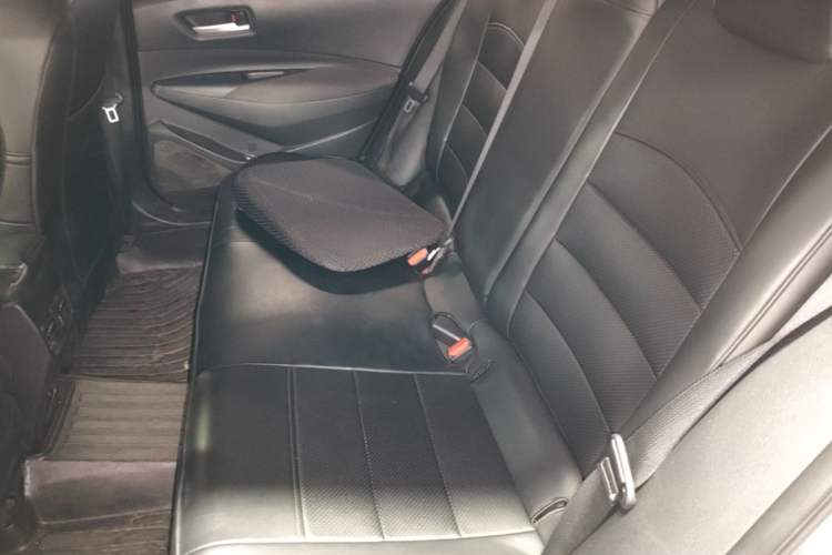 Used Toyota Levin 2022 Dual-Motor 1.8H E-CVT Progressive Edition Left Rear Seat