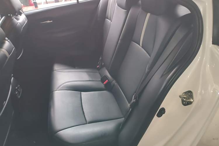 Used Toyota Levin 2022 Dual-Motor 1.8H E-CVT Leading Edition Left Rear Seat