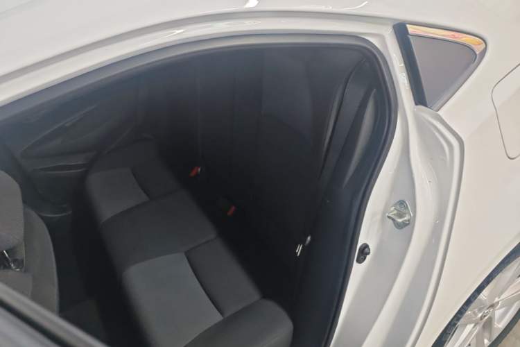 Used Toyota Levin 2022 Dual-Motor 1.8H E-CVT Progressive Edition Left Rear Seat