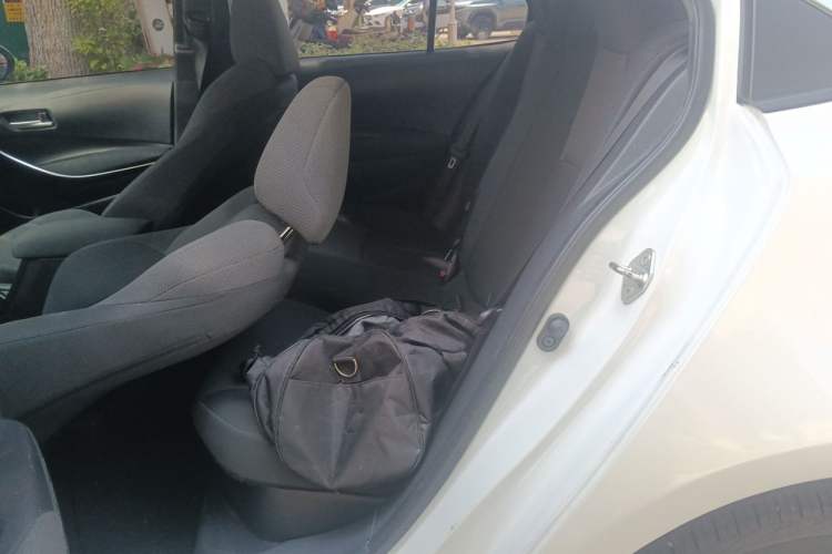 Used Toyota Levin 2022 Dual-Engine 1.8H E-CVT Luxury Edition Left Rear Seat