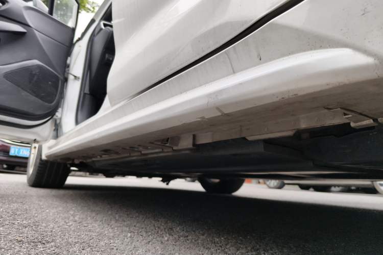 Used Toyota Levin 2022 Facelift TNGA 1.5L CVT Progressive Edition Left Side Sill