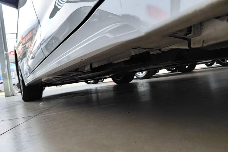 Used Toyota Levin 2022 Dual-Motor 1.8H E-CVT Leading Edition Left Side Sill