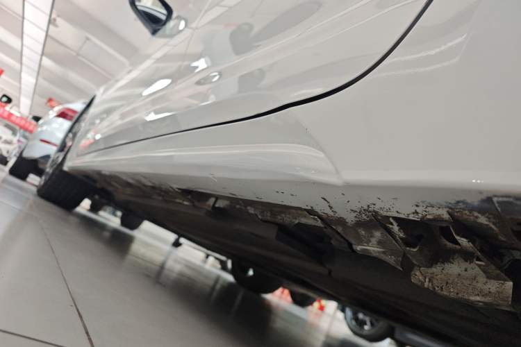 Used Toyota Levin 2022 185T CVT Sport Edition Left Side Sill