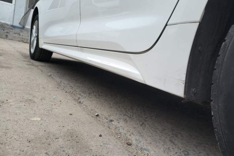 Used Toyota Levin 2022 Dual-Engine 1.8H E-CVT Luxury Edition Left Side Sill