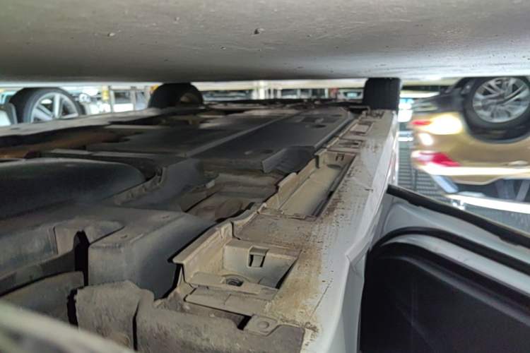 Used Toyota Levin 2022 Dual-Motor 1.8H E-CVT Leading Edition Left Side Sill