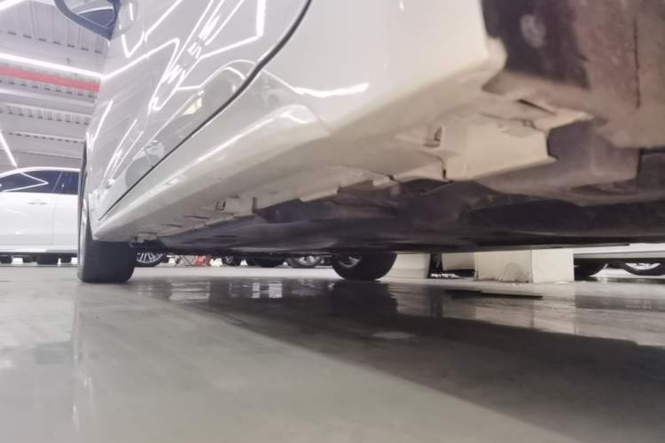 Used Toyota Levin 2022 Dual-Engine 1.8H E-CVT Luxury Edition Left Side Sill