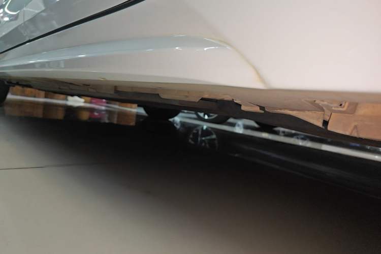 Used Toyota Levin 2022 Facelift TNGA 1.5L CVT Progressive Edition Left Side Sill